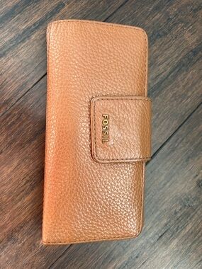 Fossil Pebble-Grain Cognac Leather Wallet with Snap